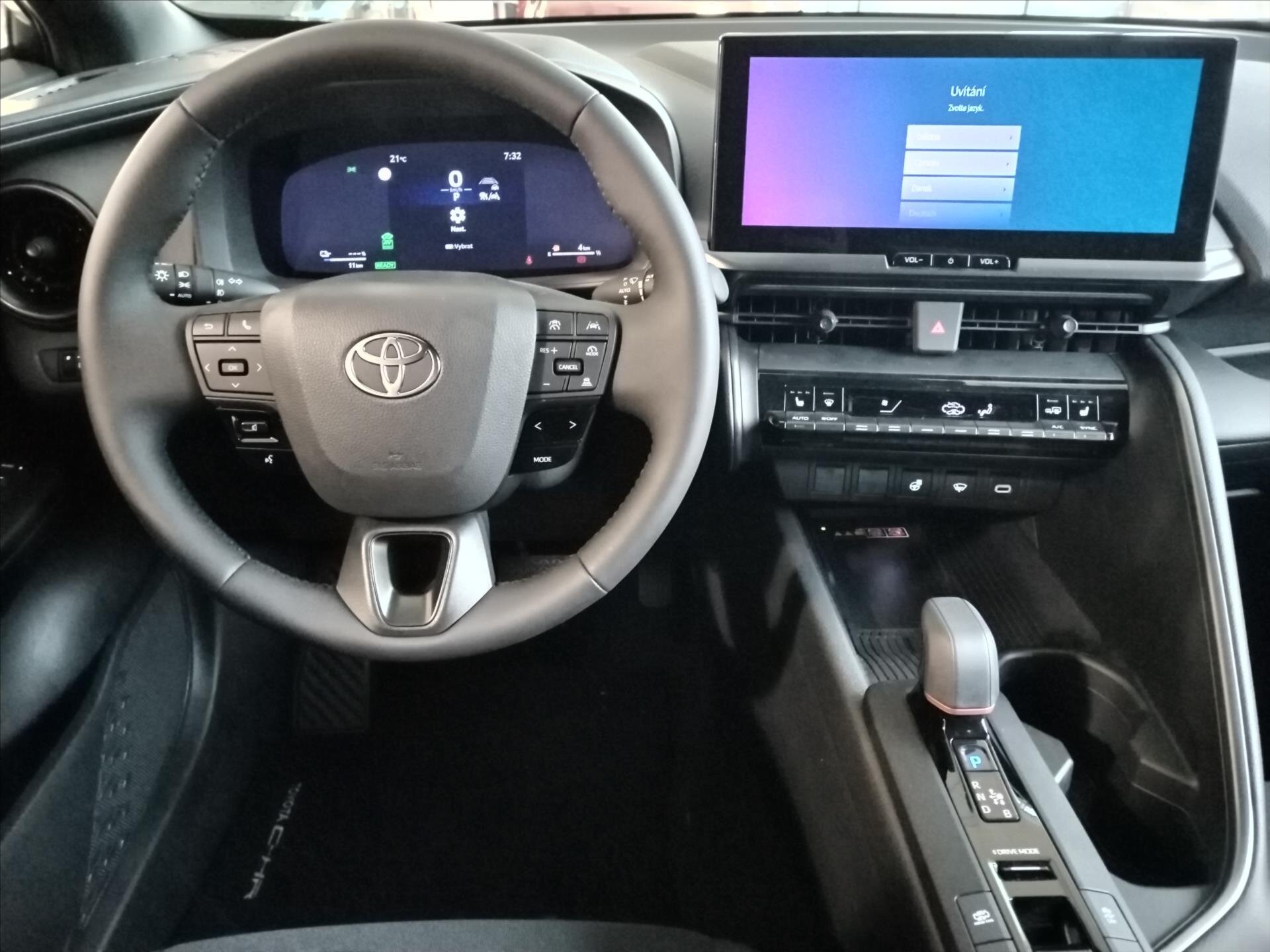 Toyota C-HR CUV 0,0 162 kw