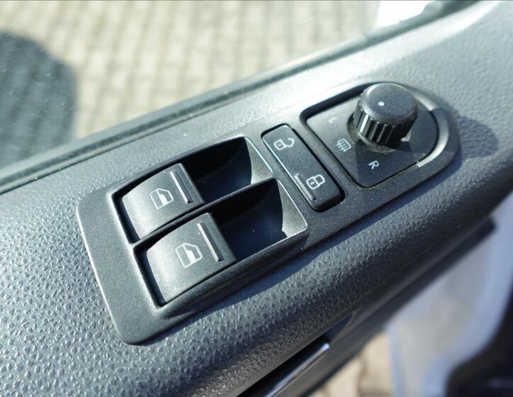 Volkswagen Caravelle Ostatní 2,0 l 132 kw