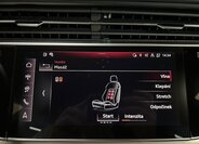 Audi Q8 25