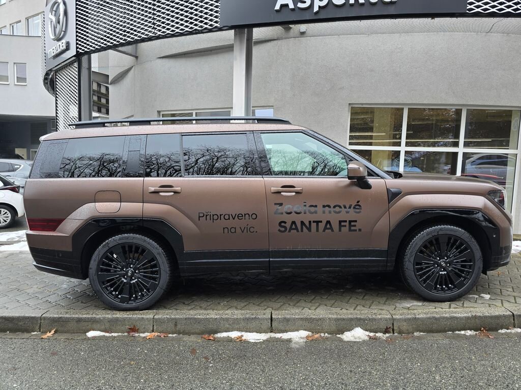 Hyundai Santa Fe SUV / Terénní 1,6 l 158 kw