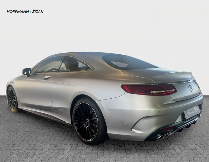 Mercedes-Benz Třídy S Kupé 4,0 l 345 kw