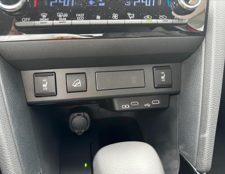 Toyota Yaris Cross 11