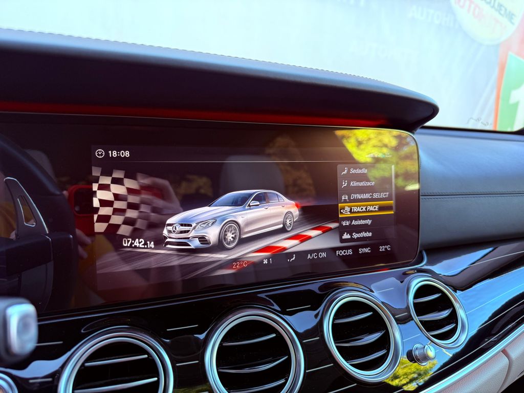 Mercedes-Benz Třídy E