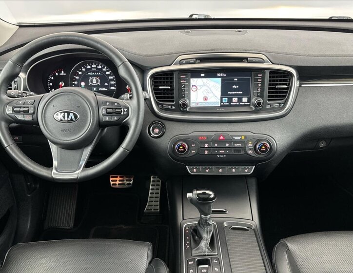 KIA Sorento SUV / Terénní 2,2 l 147 kw