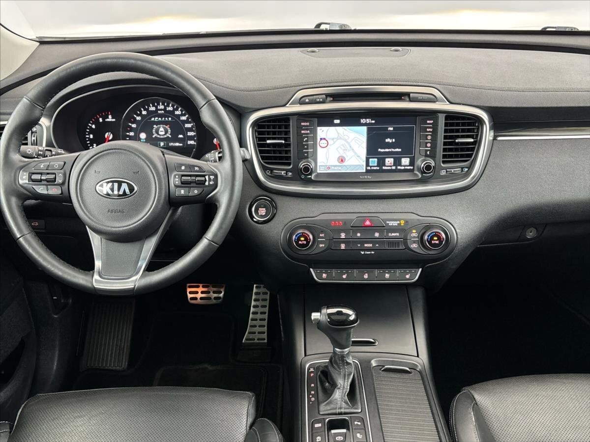 KIA Sorento SUV / Terénní 2,2 l 147 kw