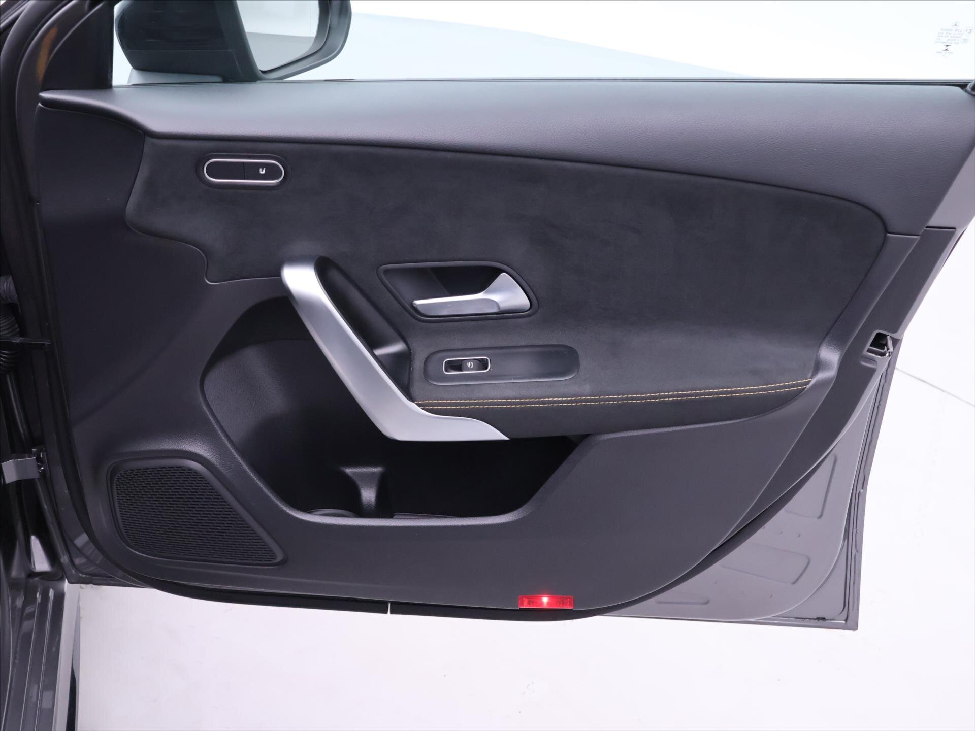 Mercedes-Benz Třídy A Hatchback 2,0 l 310 kw