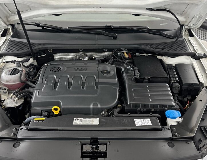 Volkswagen Passat Kombi 2,0 l 140 kw