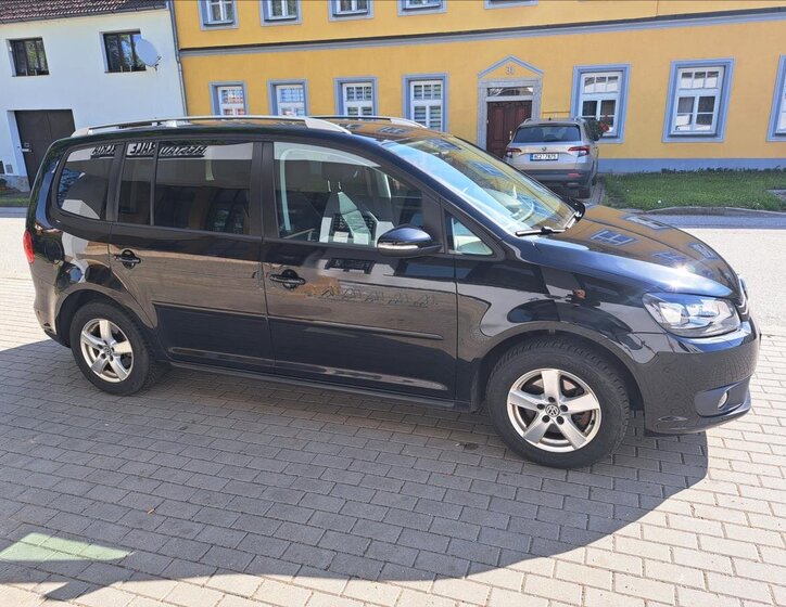 Volkswagen Touran Kombi 1,6 l 77 kw