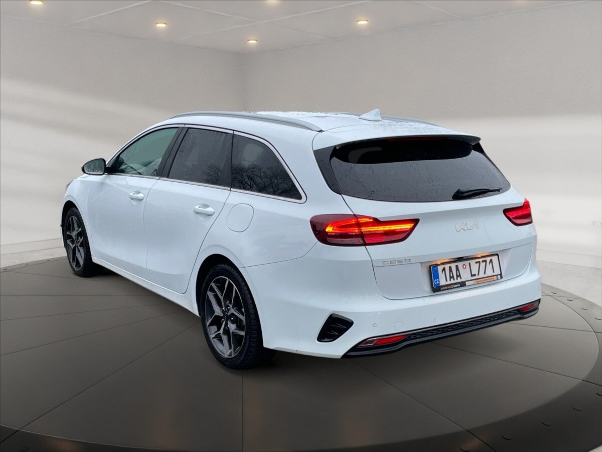 KIA Ceed Kombi 1,5 l 117 kw