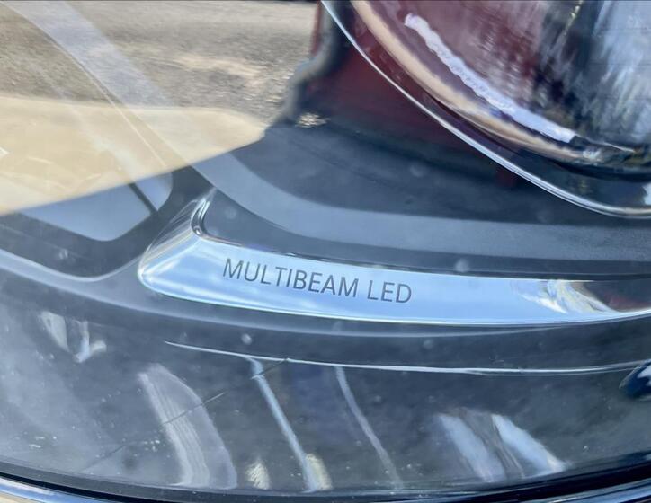 Mercedes-Benz Třídy E 60