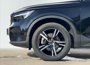 Volvo XC40 SUV / Terénní 2,0 l 145 kw