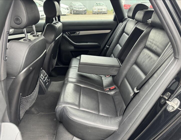 Audi A6 Kombi 3,0 l 176 kw