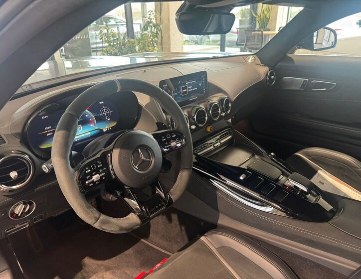 Mercedes-Benz AMG GT Kupé 4,0 l 430 kw