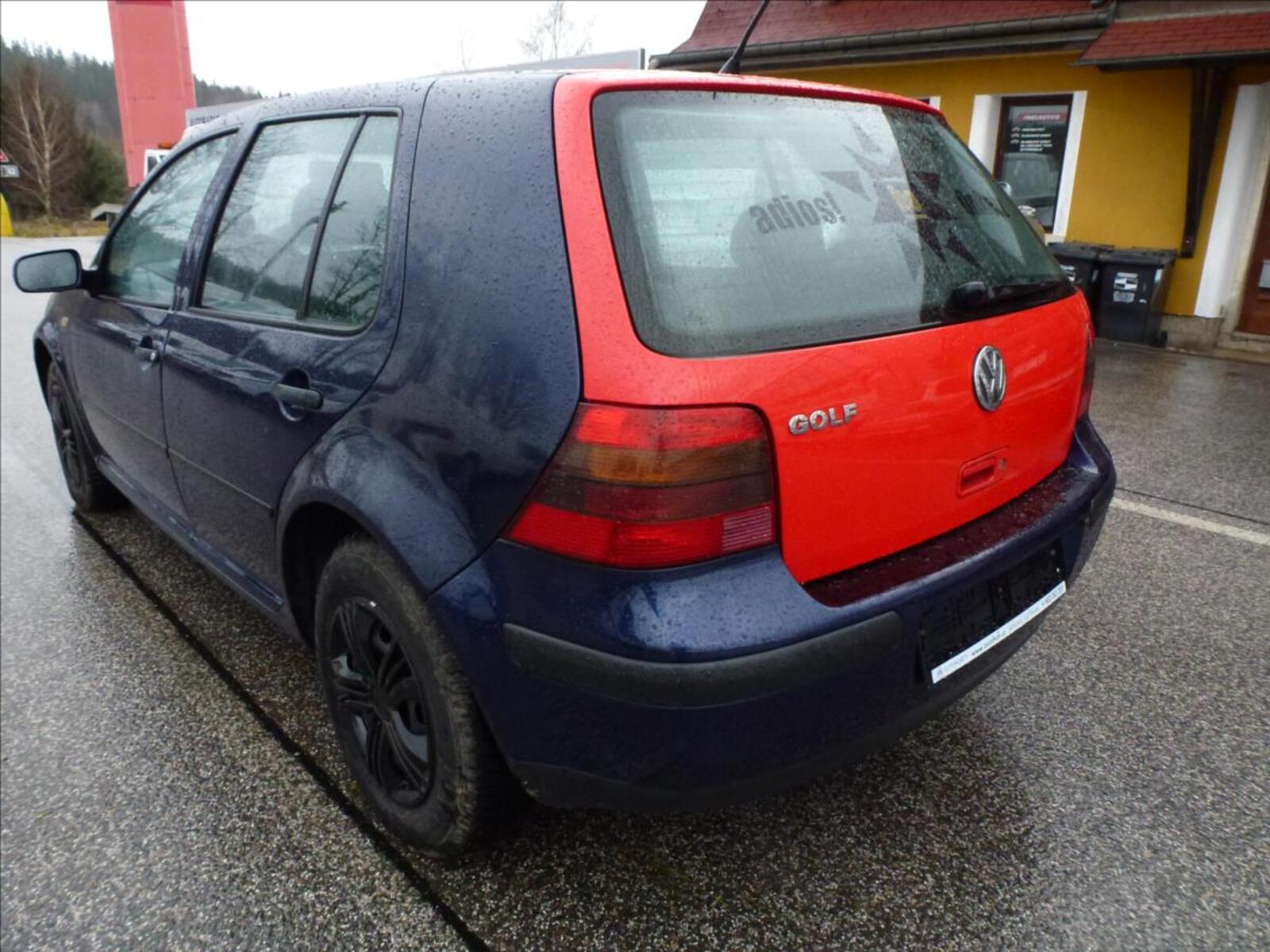 Volkswagen Golf 12