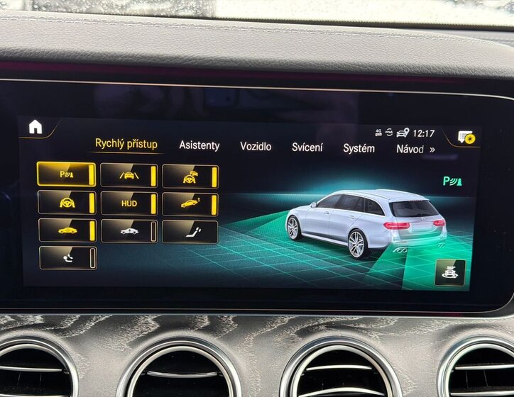 Mercedes-Benz Třídy E 26