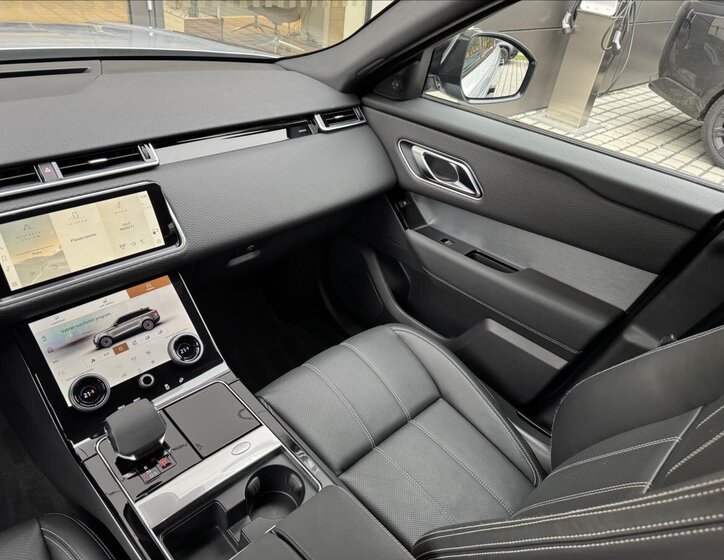 Land Rover Range Rover Velar SUV / Terénní 2,0 l 150 kw