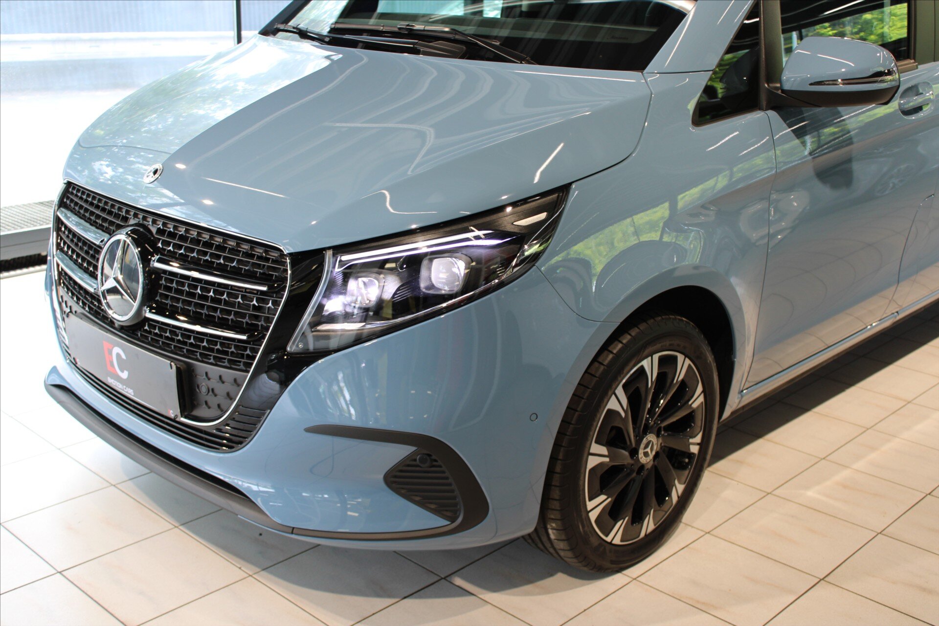 Mercedes-Benz Třídy V MPV 2,0 l 140 kw