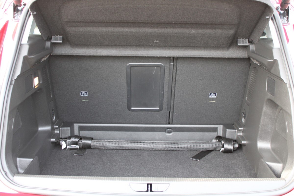 Opel Grandland SUV 1,2 l 96 kw