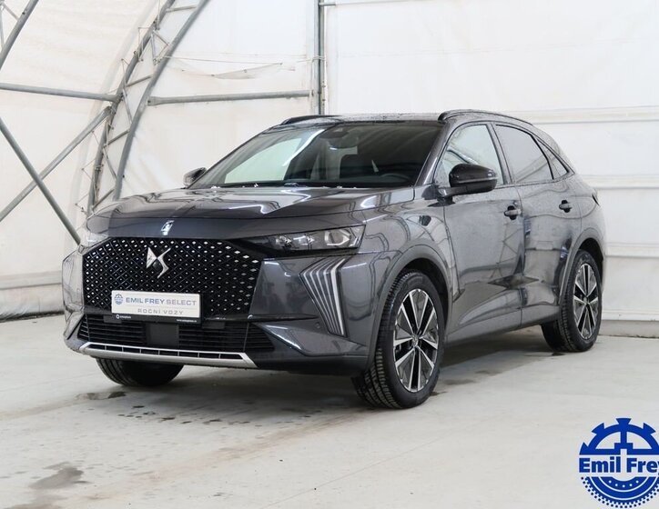 DS Automobiles DS7 Crossback 1