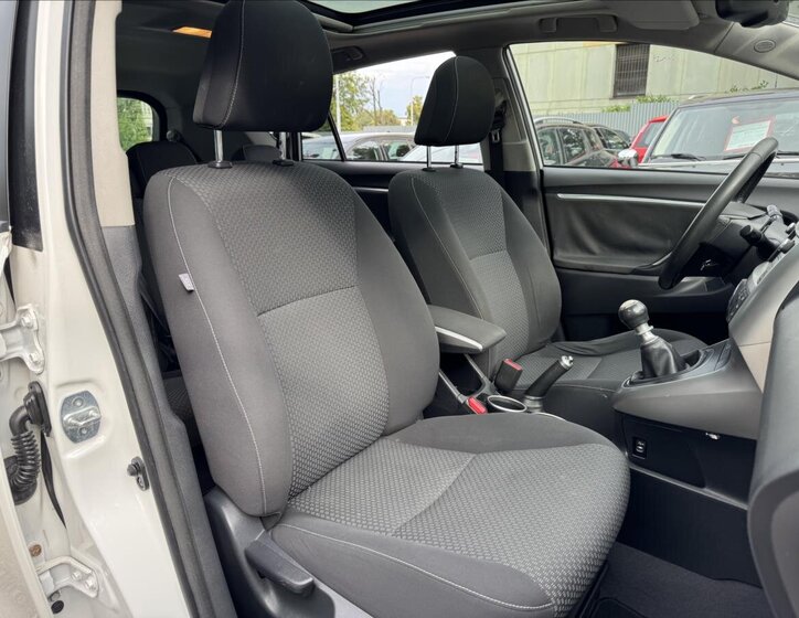 Toyota Verso MPV 2,0 l 91 kw