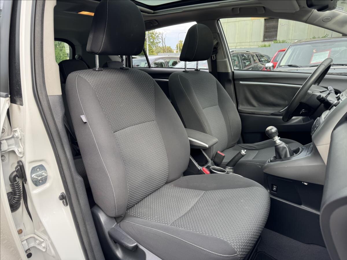 Toyota Verso MPV 2,0 l 91 kw