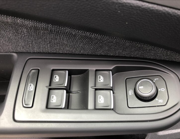 Volkswagen Golf Hatchback 1,5 l 96 kw