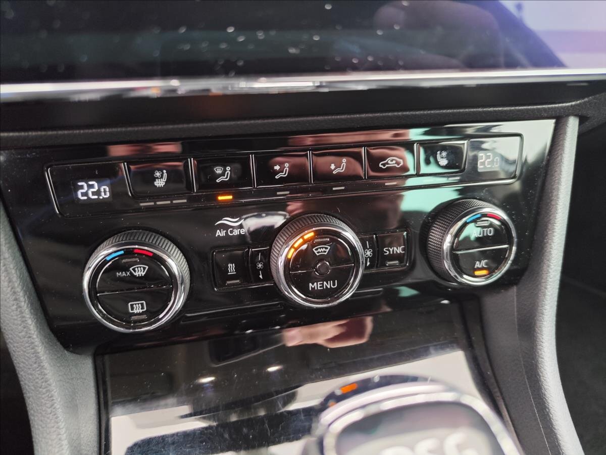 Škoda Superb Kombi 2,0 l 140 kw