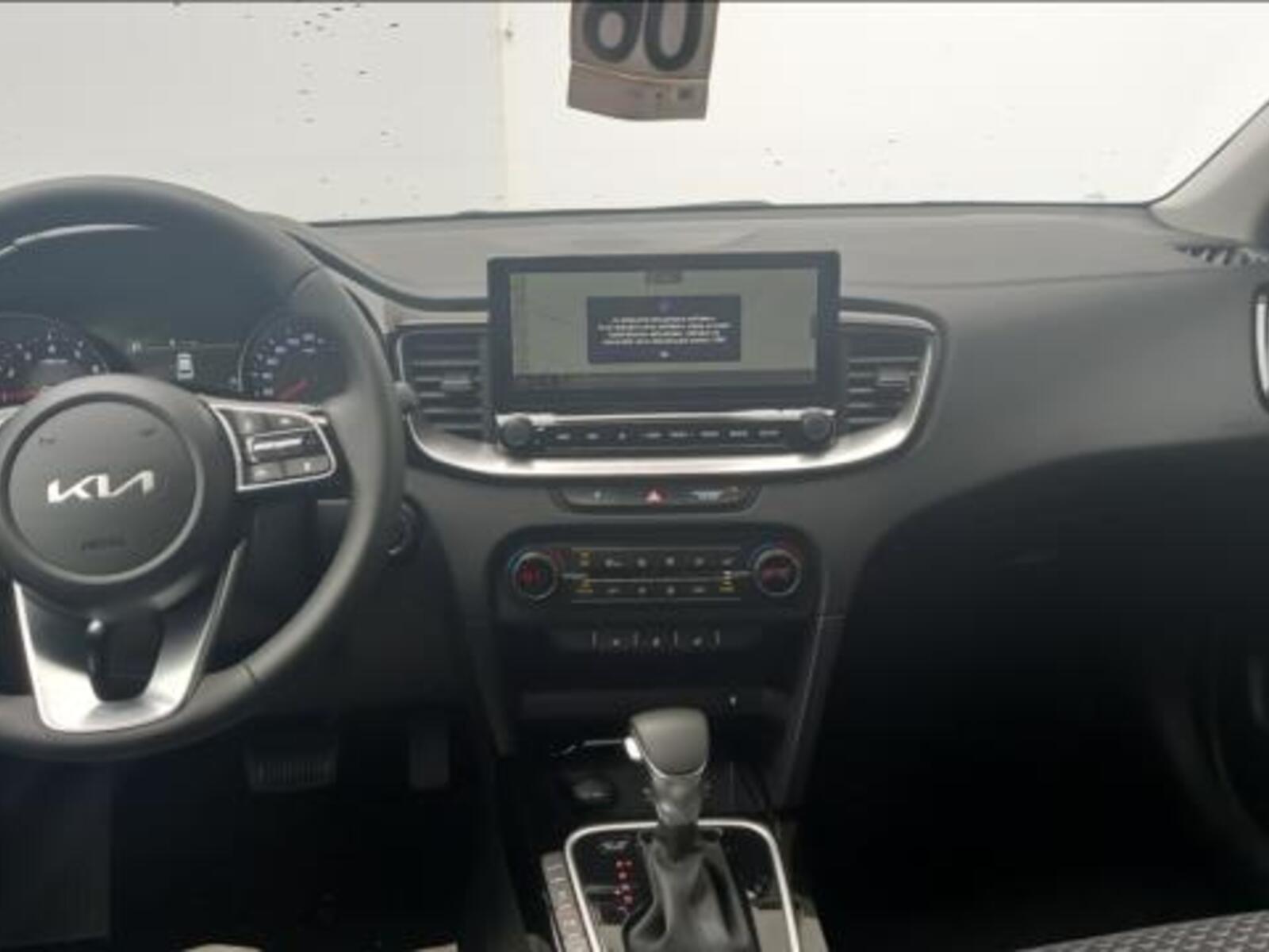 KIA XCeed 13