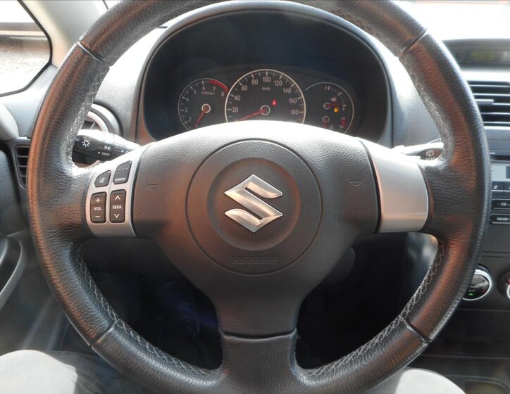 Suzuki SX4 Hatchback 1,6 l 79 kw