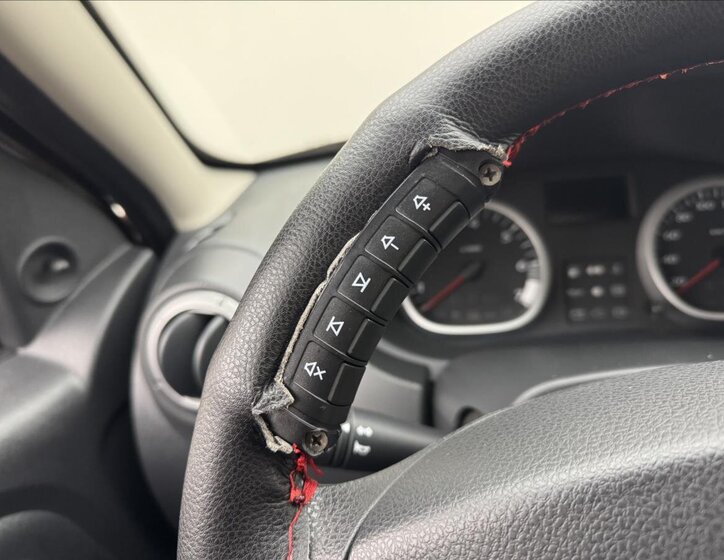 Dacia Duster SUV 1,6 l 77 kw