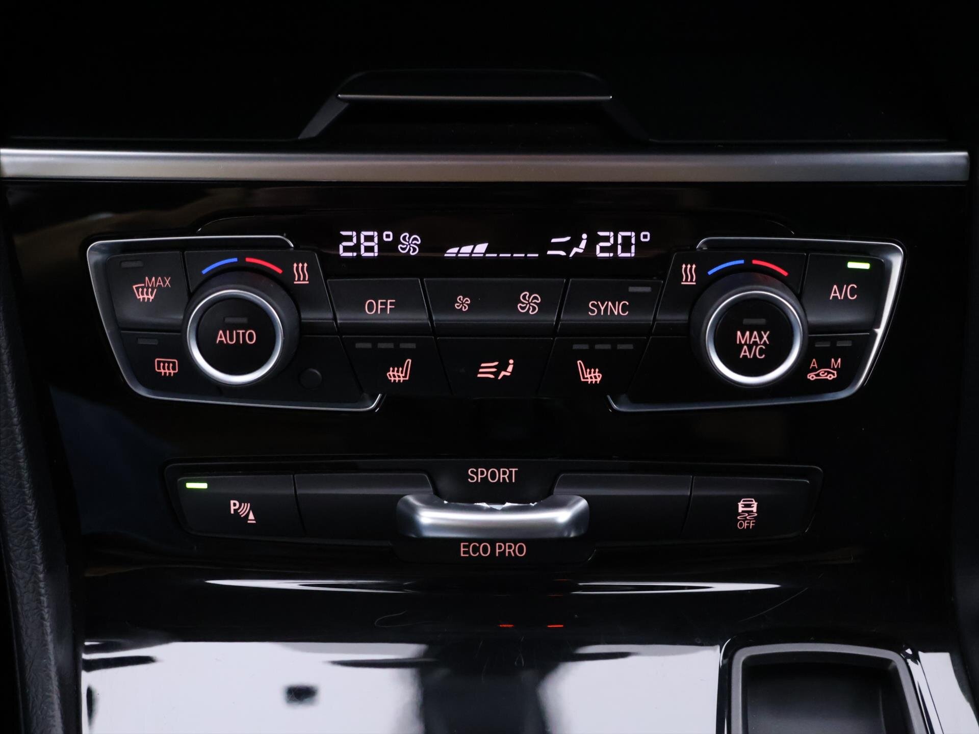 BMW Řada 2 MPV 1,5 l 100 kw