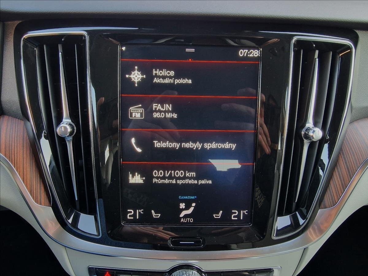 Volvo V60 Kombi 2,0 l 140 kw