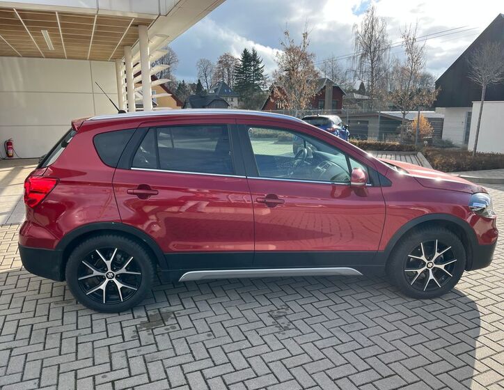 Suzuki SX4 S-Cross 7