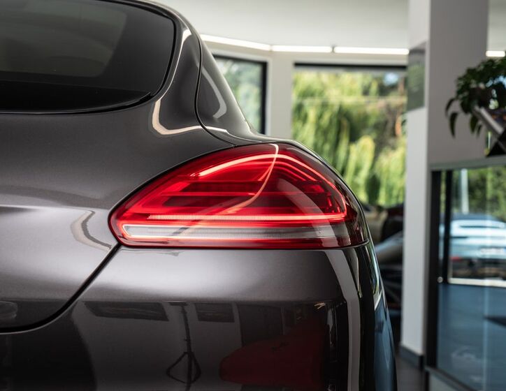 Porsche Panamera 21