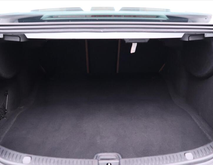 Mercedes-Benz Třídy E 10