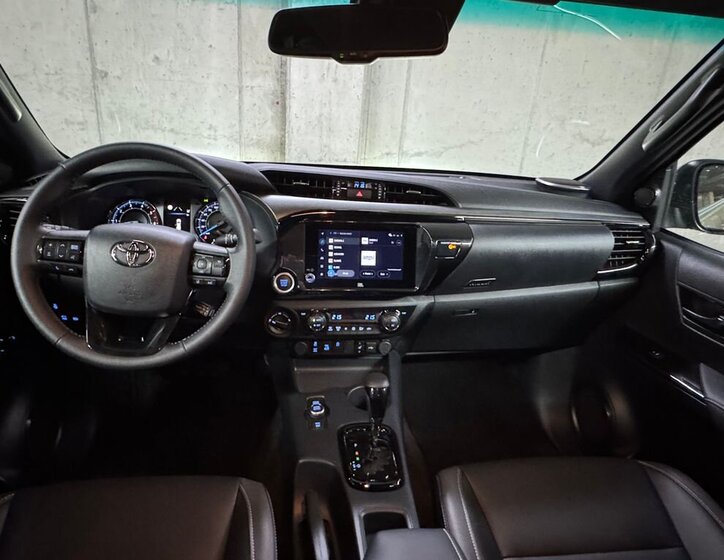 Toyota Hilux Pick-up 2,8 l 150 kw