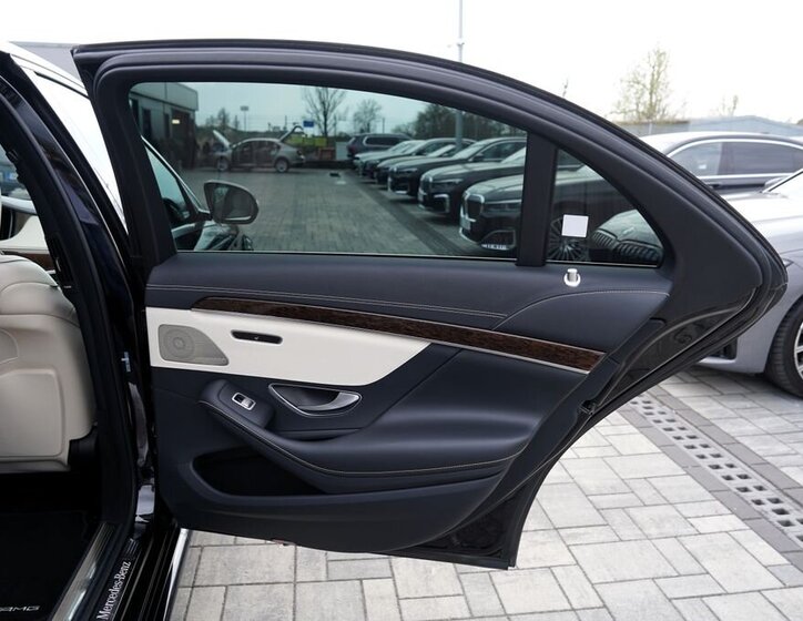 Mercedes-Benz Třídy S Sedan / Limuzína 3,0 l 190 kw