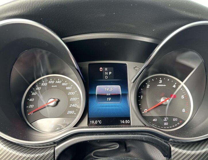 Mercedes-Benz Třídy V MPV 2,0 l 174 kw