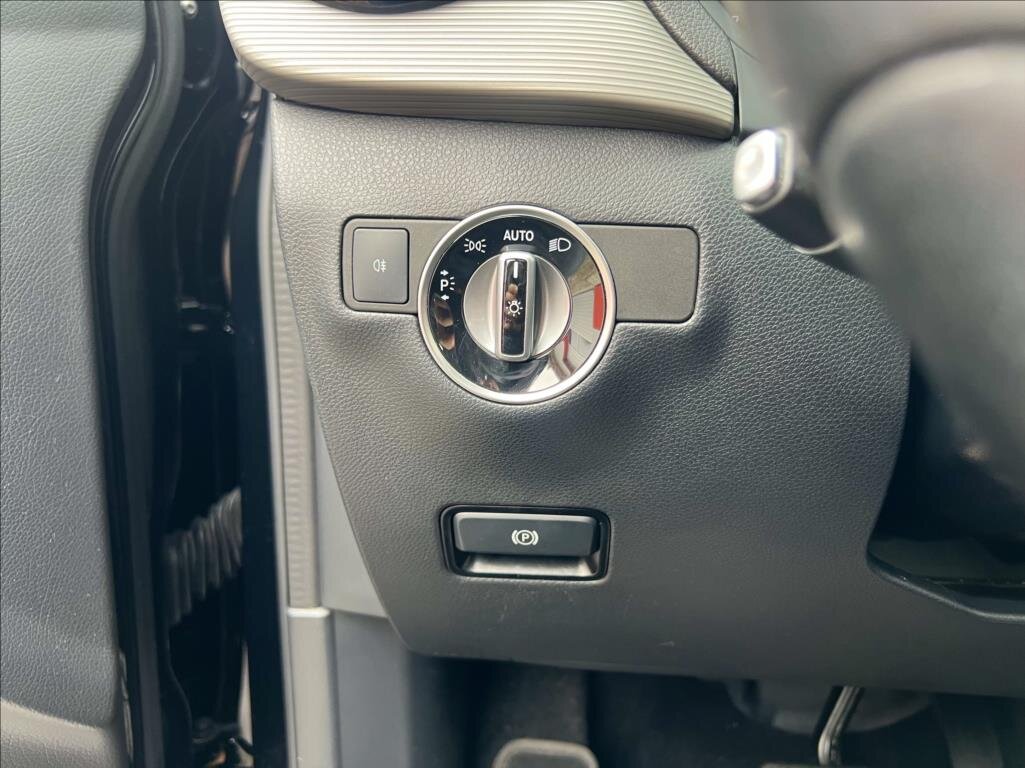 Mercedes-Benz Třídy B Kombi 1,5 l 80 kw