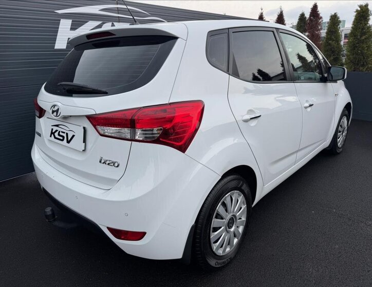 Hyundai ix20 MPV 1,4 l 66 kw