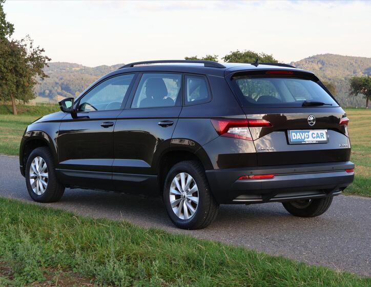 Škoda Karoq 5