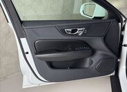 Volvo V60 Kombi 2,0 l 145 kw