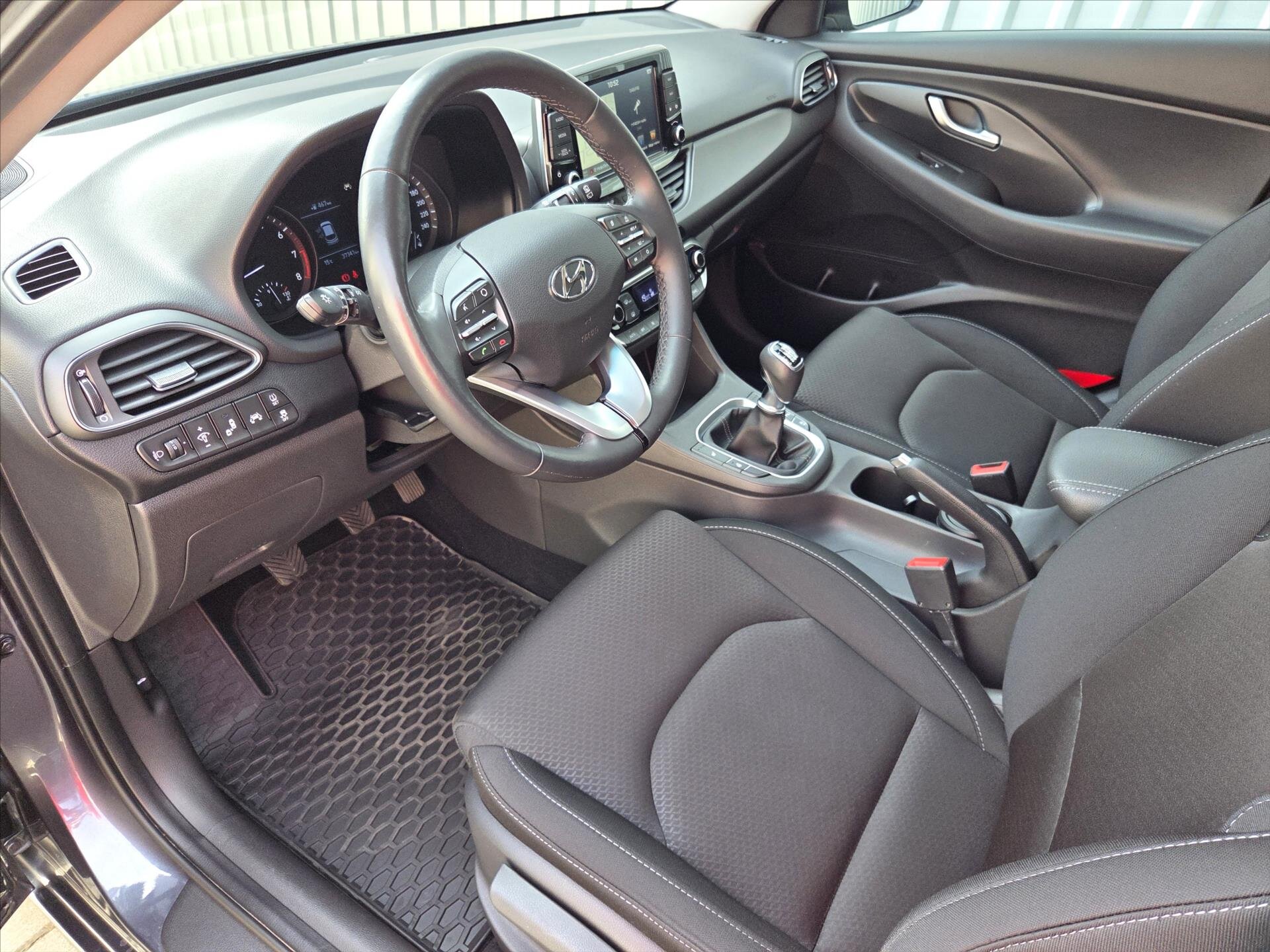 Hyundai i30 Hatchback 1,4 l 103 kw