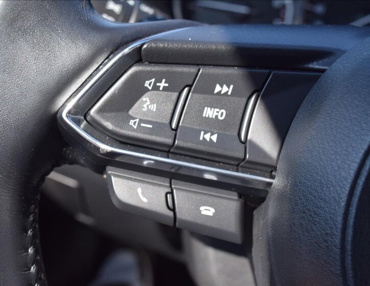 Mazda 6 Sedan / Limuzína 2,5 l 141 kw