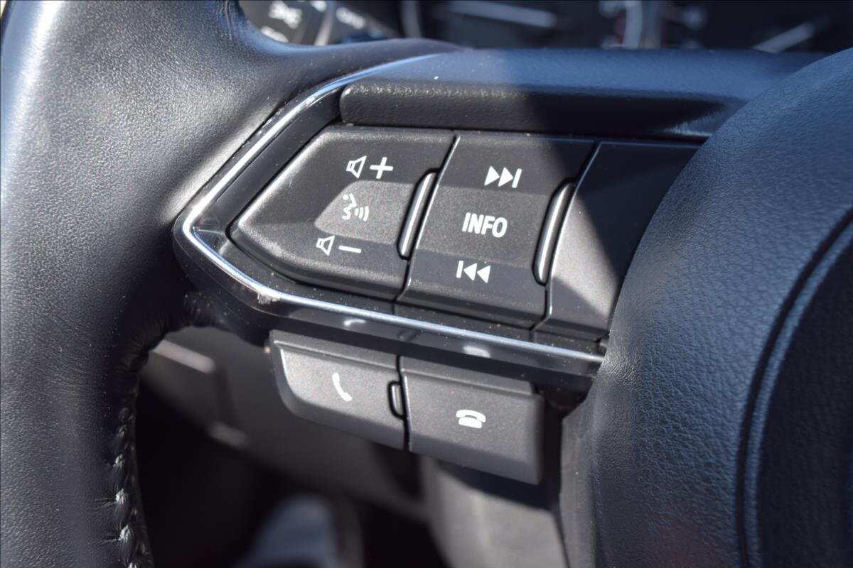 Mazda 6 Sedan / Limuzína 2,5 l 141 kw