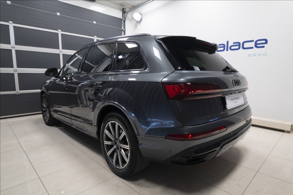 Audi Q7 SUV / Terénní 3,0 l 210 kw