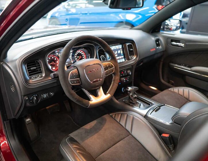 Dodge Charger Sedan / Limuzína 6,2 l 527 kw