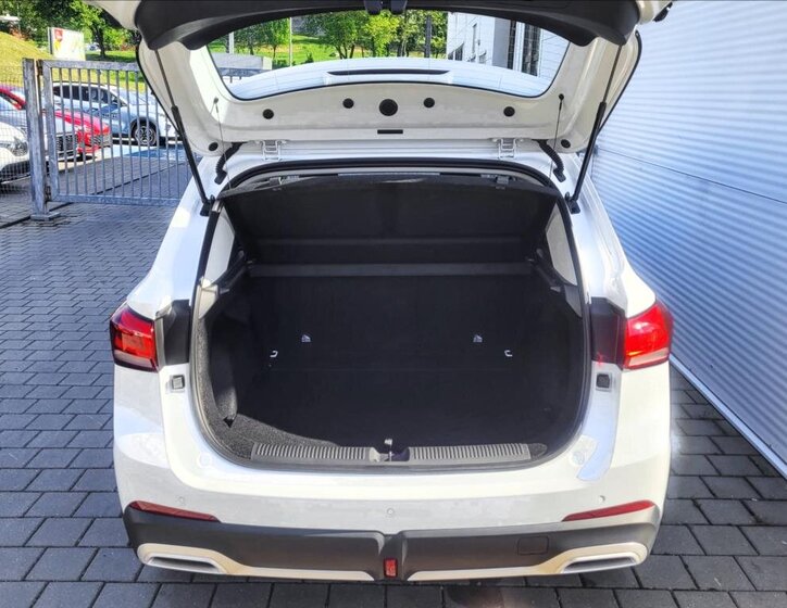 MG ZS SUV / Terénní 1,5 l 85 kw