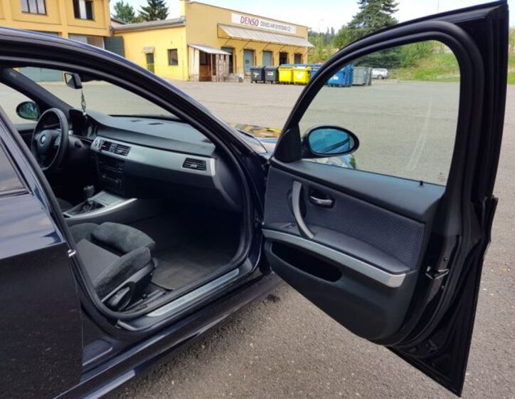 BMW Řada 3 22