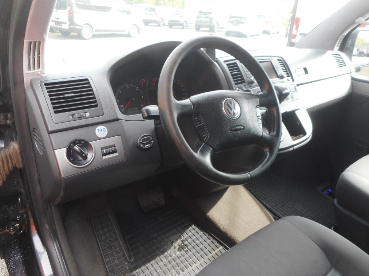Volkswagen Multivan Kombi 2,5 l 128 kw